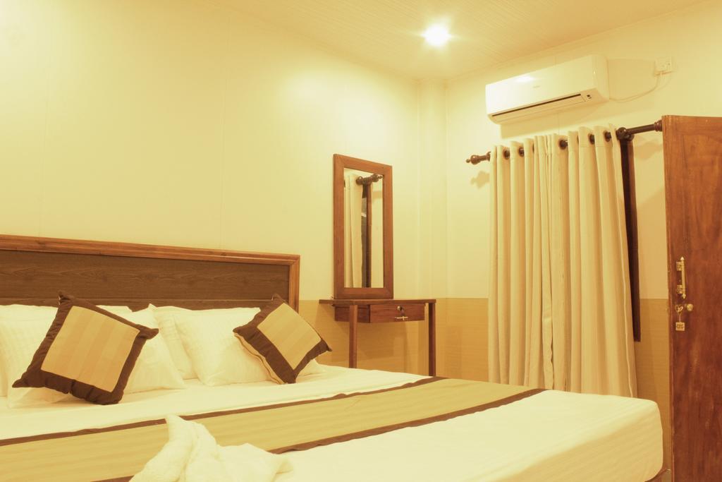 Samaya Fort Hotel كالي المظهر الخارجي الصورة