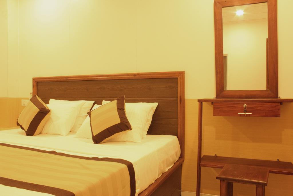 Samaya Fort Hotel كالي المظهر الخارجي الصورة